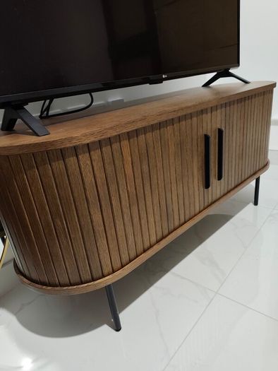 TV cabinet