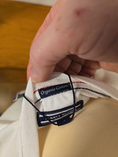 Tommy Hilfiger T-shirt & leggings age 4/5