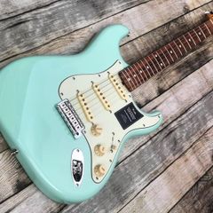 Fender Vintera 60s Reissue Stratocaster NOS Surf Green (Delivery available)
