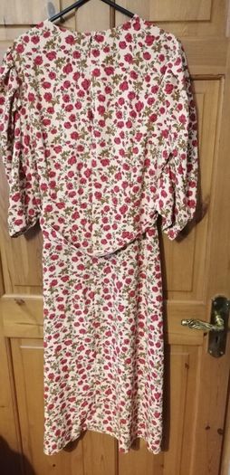 dress size 14 pretty flower pattern