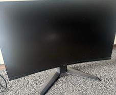 MSI MAG 1440p 180hz curved 27inch
