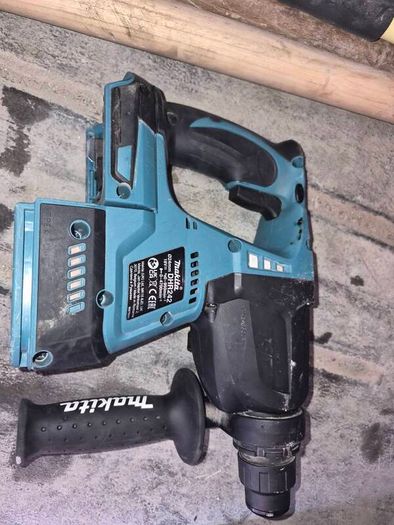mikita hammer drill.