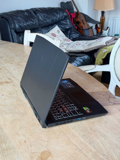 Gaming Laptop MSI Katana RTX 4070