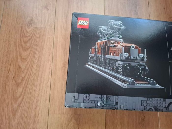 LEGO 10277 Crocodile Locomotive