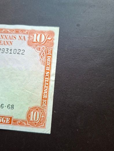 1968 Lady Lavery 10 Shillings Nice Condition!