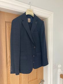 Mens suit