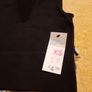 new black stretch v neck Image 3
