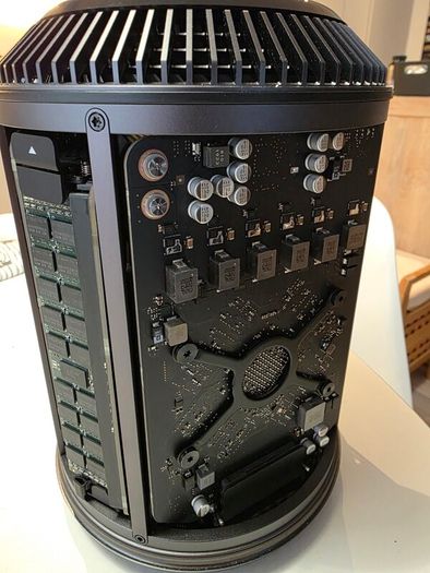 Apple Mac Pro (Late 2013)