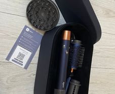 Dyson Airwrap - almost new condition