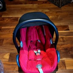 Maxi Cosi Baby Seat and base