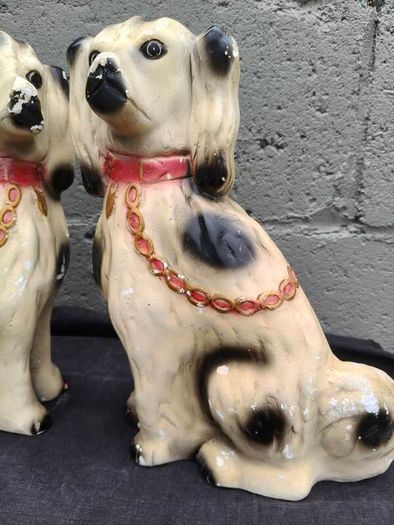 2 x Vintage Chalkware Dogs