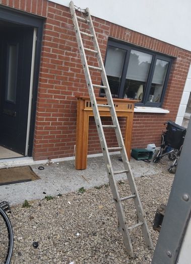 aluminum ladder