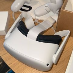 Meta Oculus Quest 2 64GB VR (with accessories)