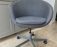 Ikea SKRUVSTA Swivel chair