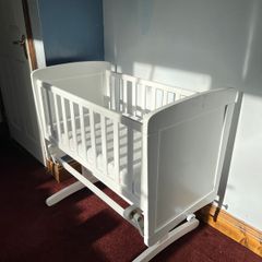 Obaby Gliding Crib