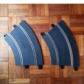 Scalextric C8206: 2x New Radius 2 Track Curves Pack (r2)