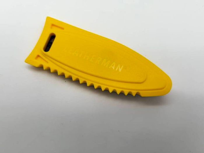 Discontinued Leatherman Shooter Surfboard Wax Board Maintenance Tool Multi Tool Rare Collectable