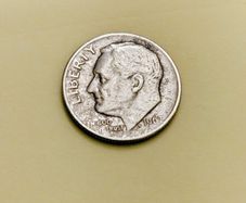 Rare 1967 US Roosevelt Dime with multiple mint errors