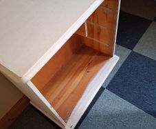 solid pine chest of drawers 3 large drawers and 2 small drawers