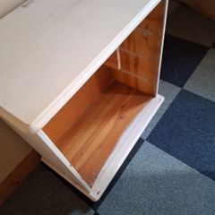 solid pine chest of drawers 3 large drawers and 2 small drawers