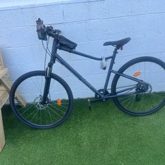Like new riverside hybrid size large
