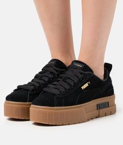 Puma Trainers Black Suede