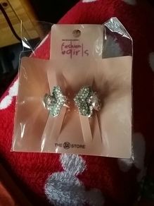 Diamante hair clip in green, clear and pearl