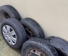 Steel car wheels with 175/70 R14 tyres