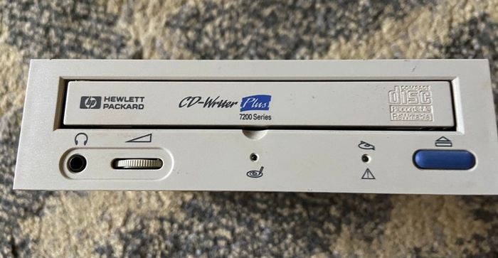 Vintage HP 7200 cd writer plus ATAPI