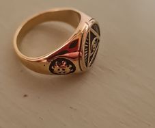 Mens large ring gold coloured