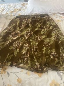 Ladies skirt size 24
