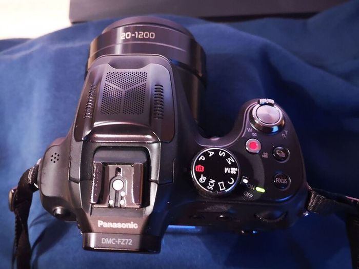 Panasonic Lumix DMC-FZ72 / 60x Optical Zoom / 64GB