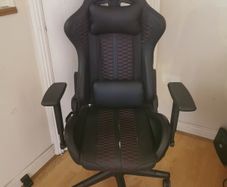 Legend gaming chair