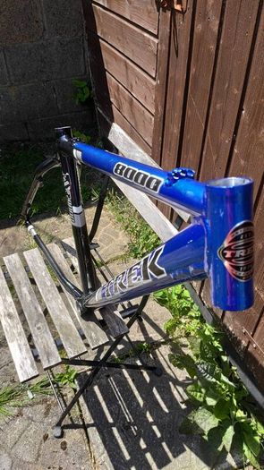 2004 Trek 8000 frame