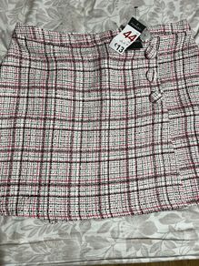 woman skirt
