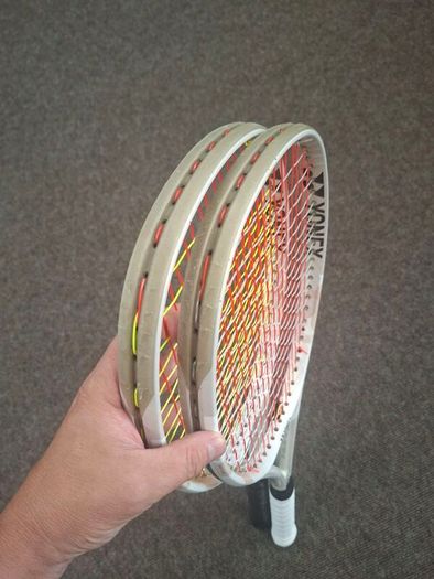 tennis racket