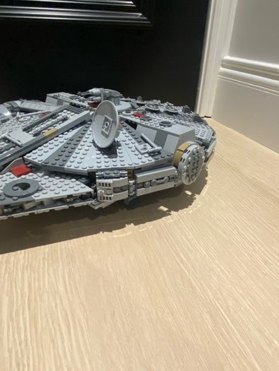 Lego Starwars Millennium Falcon