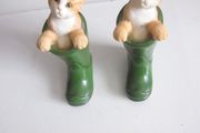 Pair of Leonardo Cats in Green Wellington Boots