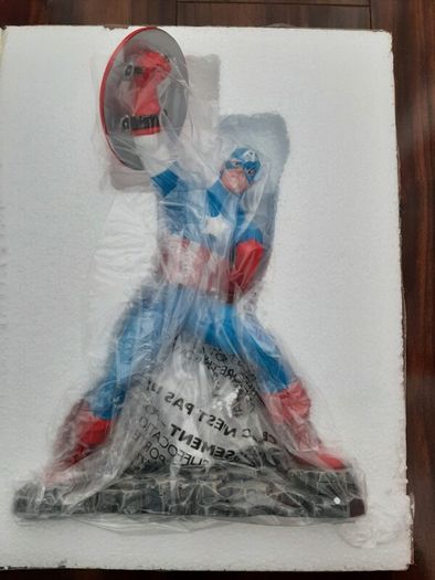 Marvel Enesco Captain America