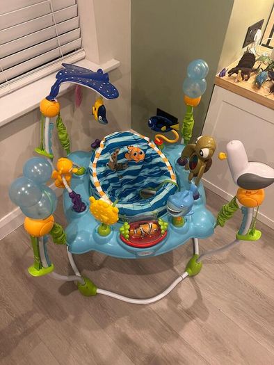 Bright Starts Finding Nemo baby jumper