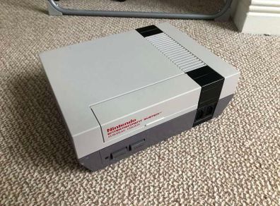 Nintendo Entertainment System w/ Mario Bros 1 & 3, Duck Hunt