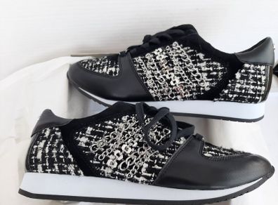 new carvela black runners in box 7