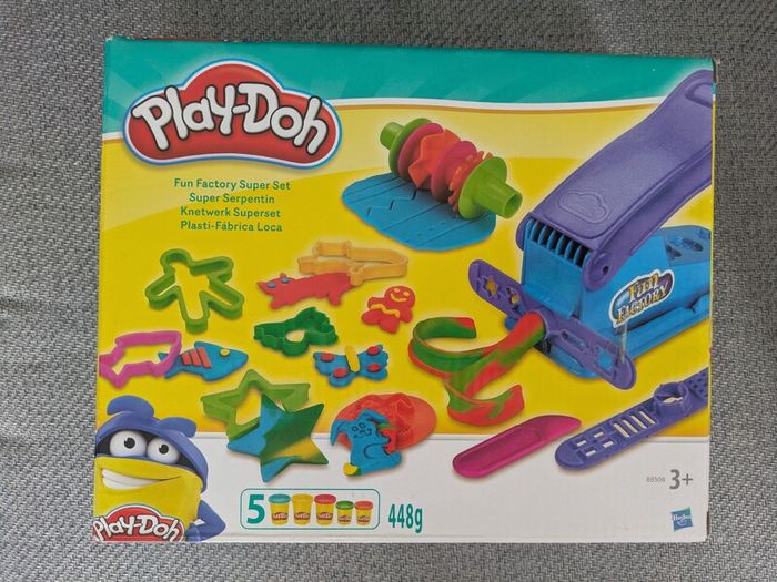 Playdoh Fun Factory Super Set NEW