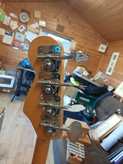 Fender Jazz Bass