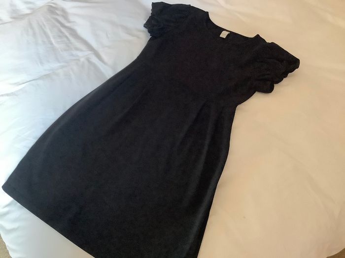 Stunning fit black elegant dress Vila 12