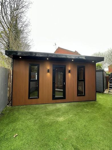 Composite garden room