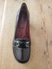 Ladies shoes
