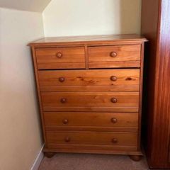 Chest of drawers