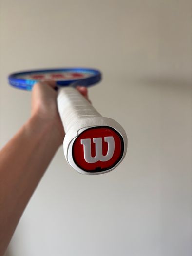 Wilson Ultra Team v5 - Tennis Racket