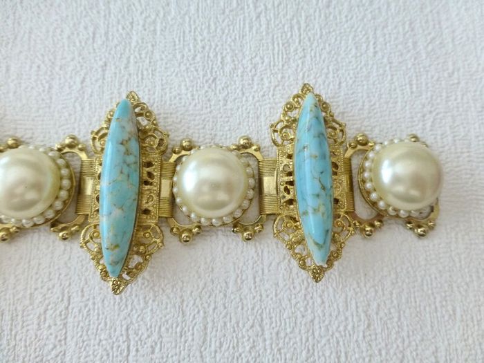 1950's Vintage Victorian Revival Turquoise Pearl Bracelet